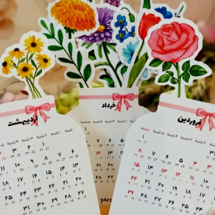 تقویم رومیزی طرح گل با پایه چوبی