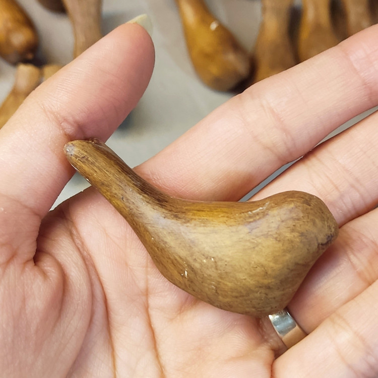 مجسمه پرنده طرح چوب (جنس پودر سنگ)