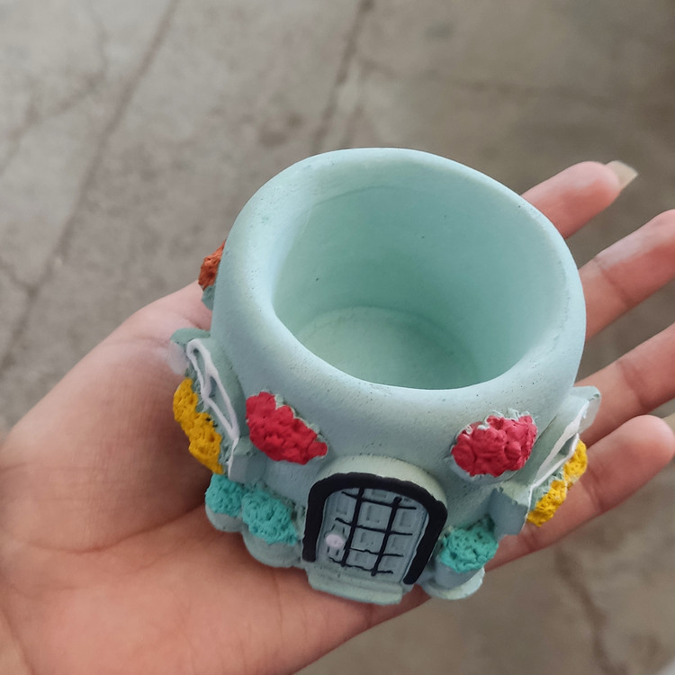 جاوارمری و گلدان فانتزی طرح کلبه (سنگ مصنوعی)