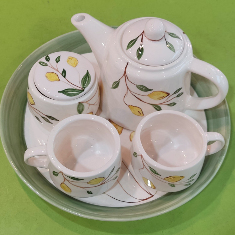 ست چایخوری سرامیکی طرح لیمو ۴ پارچه + سینی