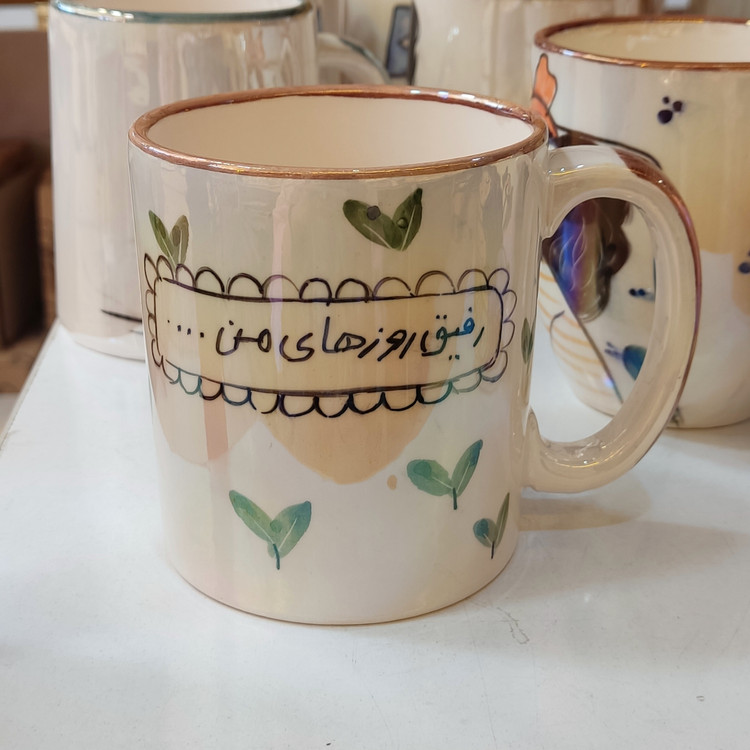 ماگ سرامیکی دستساز طرح «آقای سبیلو»